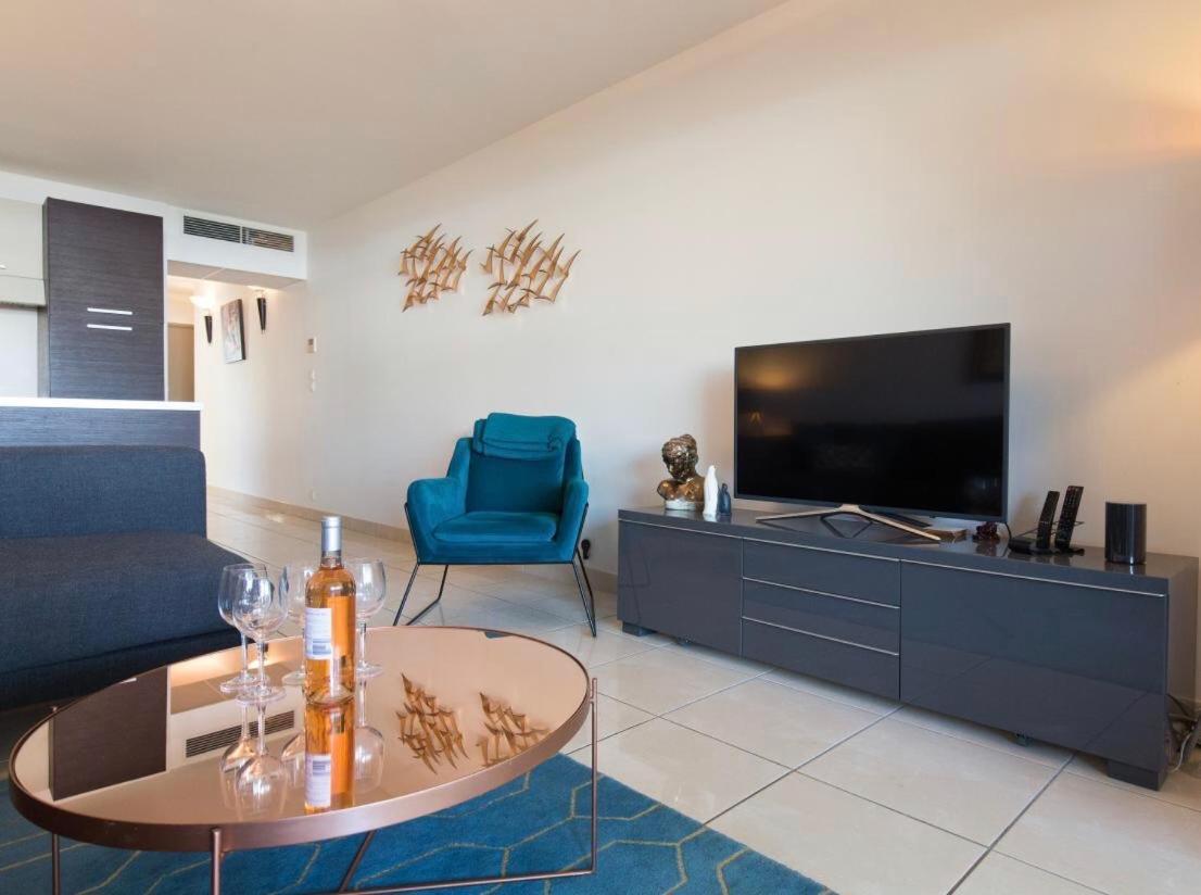 Luxury 3 Piece Garden Apartment In Cannes Marina Mandelieu La Napoule Ngoại thất bức ảnh