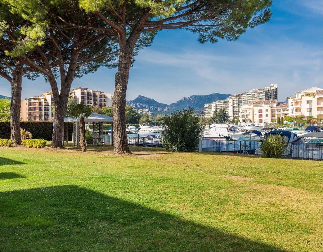 Luxury 3 Piece Garden Apartment In Cannes Marina Mandelieu La Napoule Ngoại thất bức ảnh