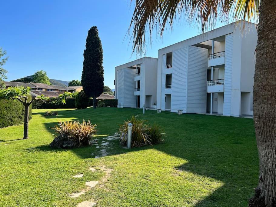 Luxury 3 Piece Garden Apartment In Cannes Marina Mandelieu La Napoule Ngoại thất bức ảnh