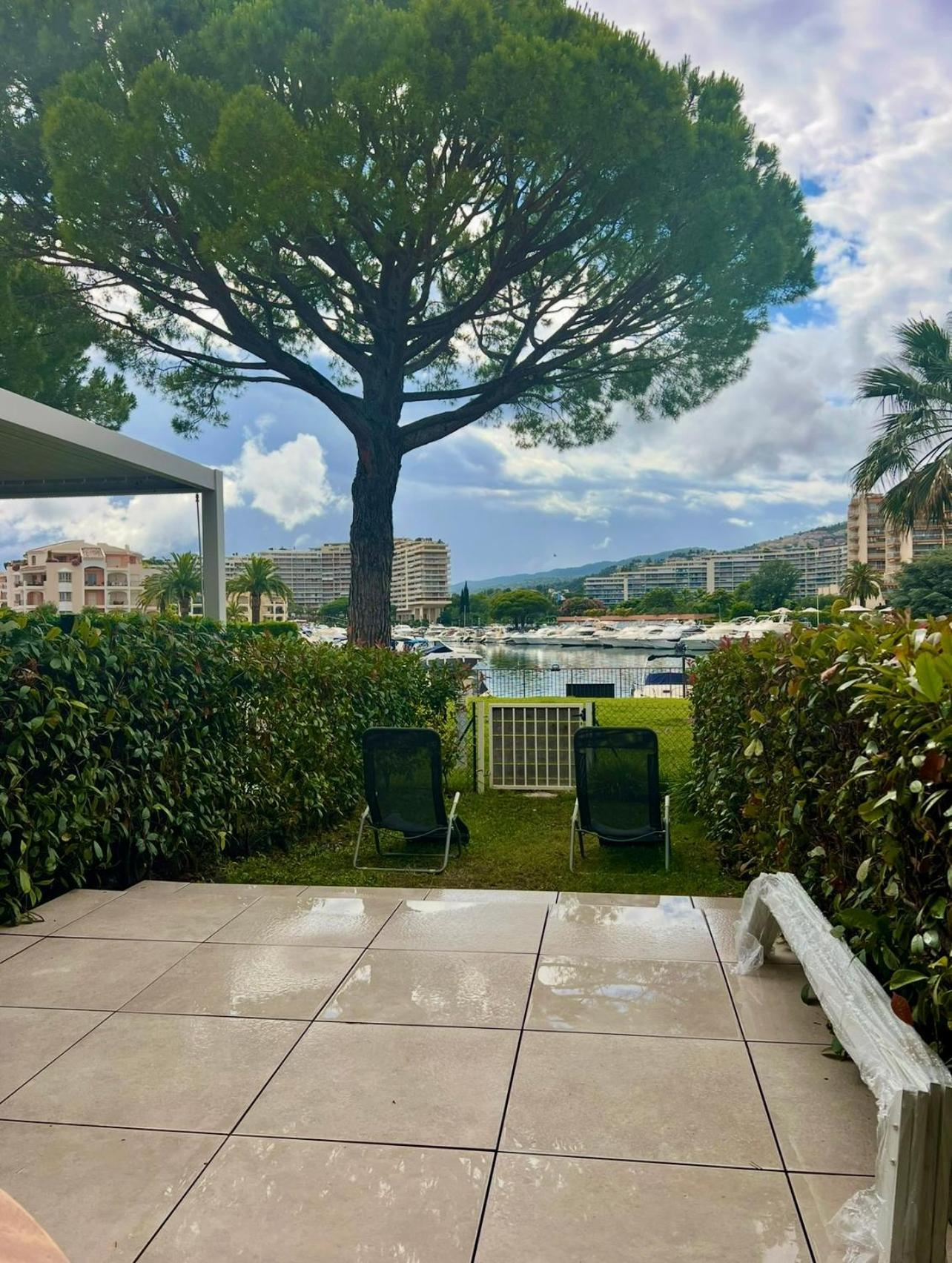 Luxury 3 Piece Garden Apartment In Cannes Marina Mandelieu La Napoule Ngoại thất bức ảnh